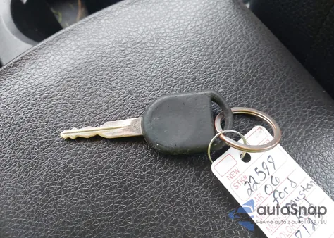 2006 Ford Mustang V6 from USA, damaged, VIN 1ZVFT84N765107125